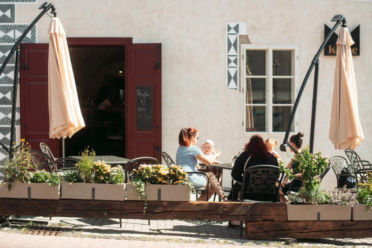 Krone Penzion Svätý Jur Exterior foto