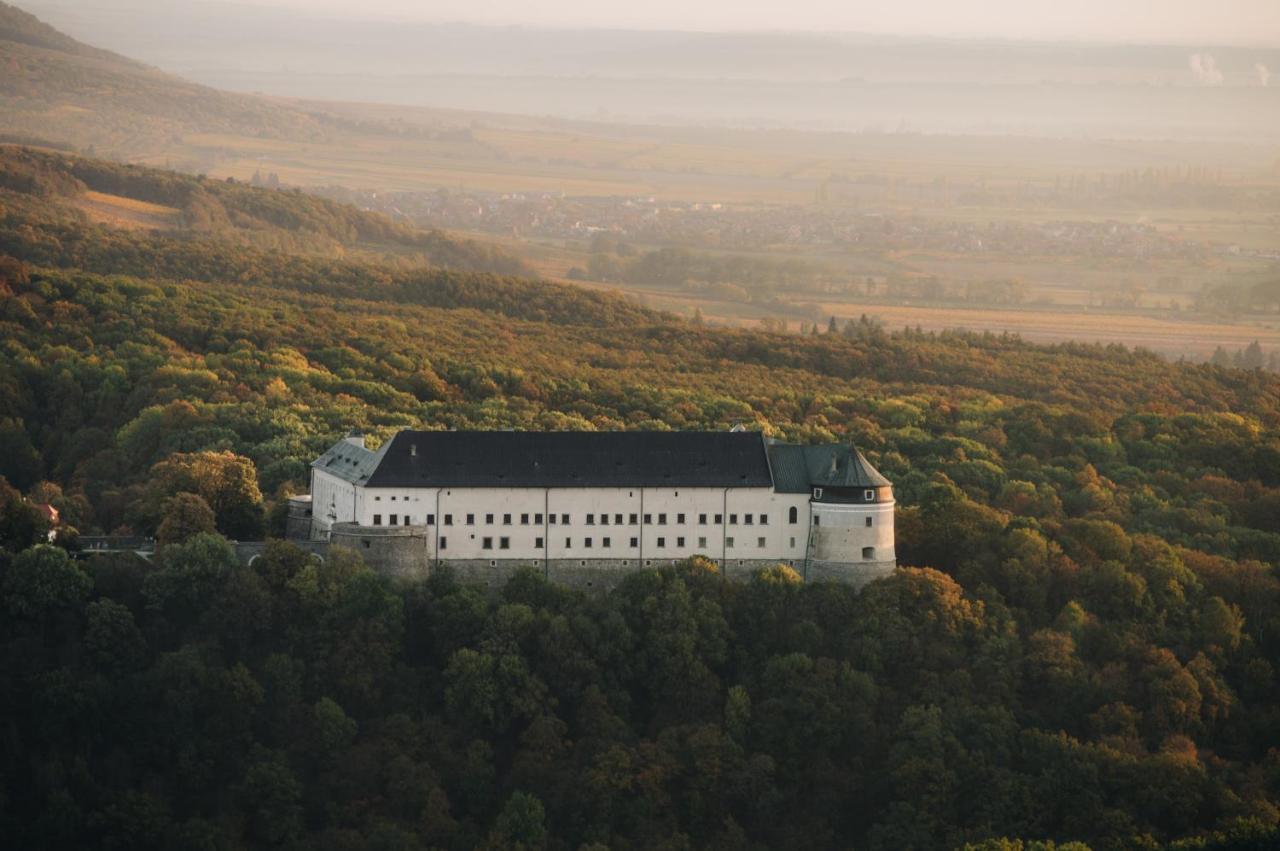 Krone Penzion Svätý Jur Exterior foto